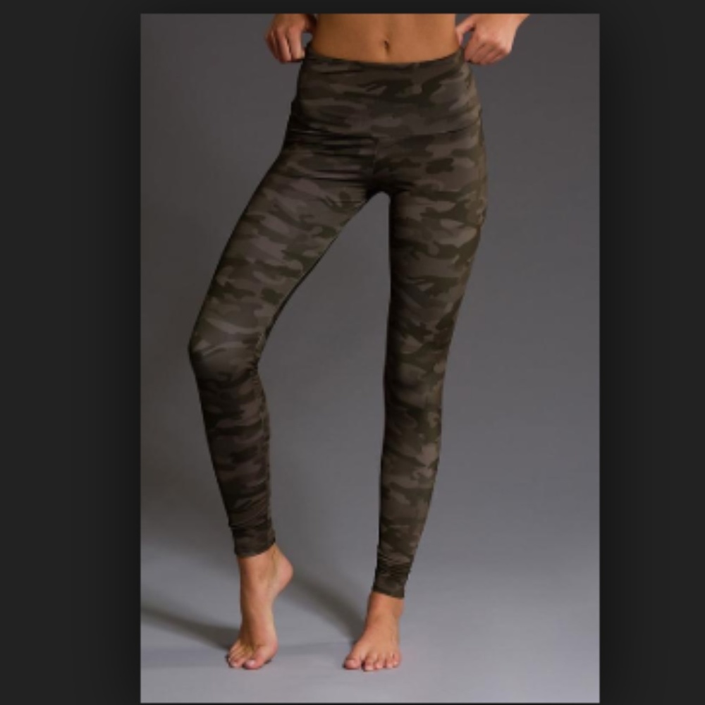 Onzie Moss Camo High-Waist Green Leggings Tights - Picture 3 of 6